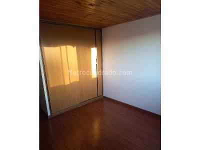 Apartamento en venta en Portales Del Norte, Bogotá · foto 3 de 7