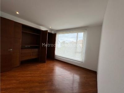 Casa de 4 alcobas en arriendo en Variante Cajica, Cajicá, 800 m² · foto 12 de 20