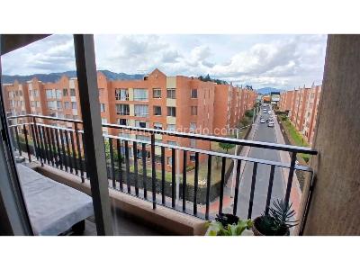 Apartamento de 3 alcobas en venta en Huerta De Cajica, Cajicá, 87 m² · foto 14 de 20