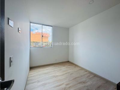 Apartamento de 3 alcobas en venta en Sexta Avenida, Cajicá, 77 m² · foto 13 de 20