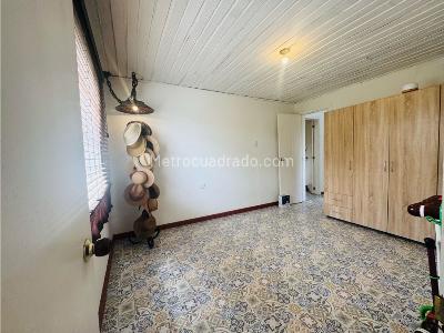 Casa de 3 alcobas en venta en Vereda La Balsa, Chía, 1600 m² · foto 17 de 20