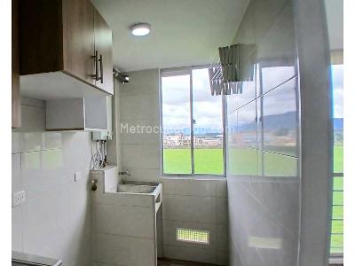 Apartamento de 3 alcobas en venta en Granjita, Cajicá, 45 m² · foto 7 de 14
