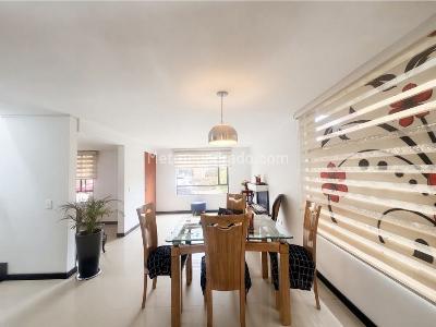 Casa en venta en Centro Cajica, Cajicá · foto 4 de 16