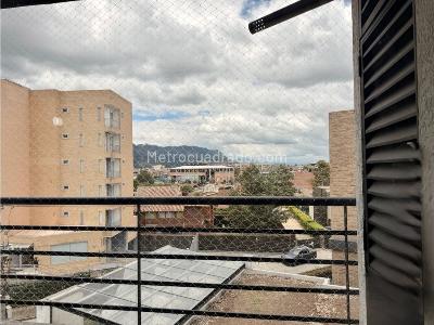 Apartamento de 3 alcobas en venta en Vereda Canelon Cajica, Cajicá, 101 m² · foto 4 de 11