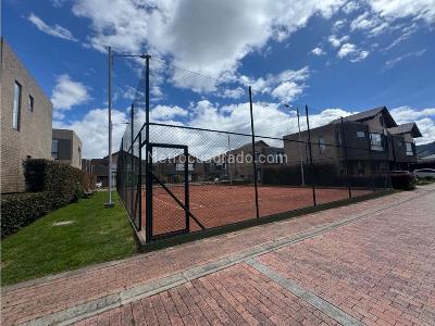 Casa en venta en Variante Cajica, Cajicá · foto 14 de 14