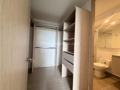 Apartamento de 3 alcobas en venta en Variante Cajica, Cajicá, 77 m² · foto 13 de 18