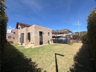 Casa de 3 alcobas en venta en Vereda Rio Grande Cajica, Cajicá, 148 m² · foto 2 de 20