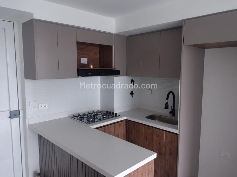 Modern 2BR Apartment in Calasanz Parte Alta