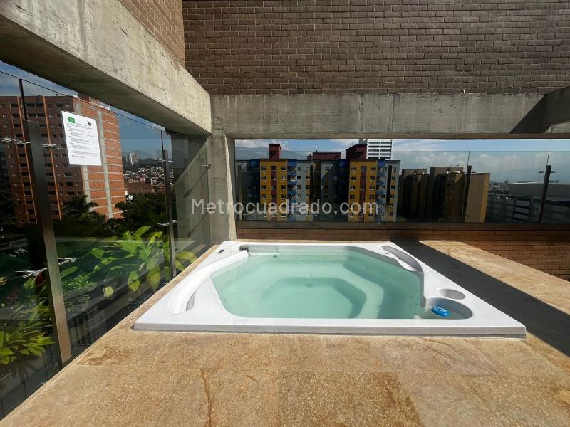 Furnished 1BR Apartment in Belún - 9