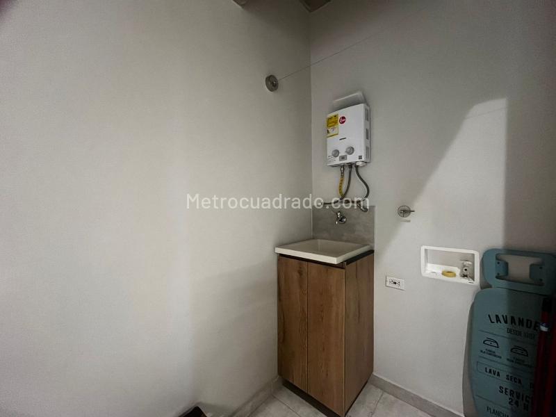 Furnished 1BR Apartment in Belún - 7