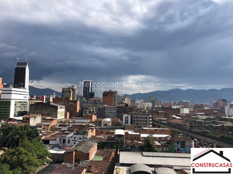 Apartamento moderno de 3 alcobas en el Centro de Medellín