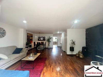 Casa de 3 alcobas en venta en El Poblado, Medellín, 205 m² · foto 11 de 20