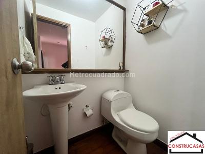 Casa de 3 alcobas en venta en El Poblado, Medellín, 205 m² · foto 9 de 20