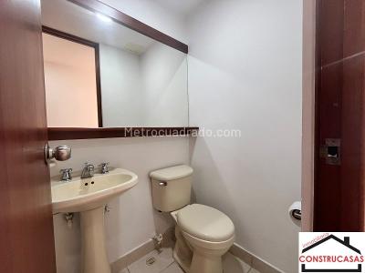 Apartamento de 3 alcobas en arriendo en El Poblado, Medellín, 120 m² · foto 13 de 20