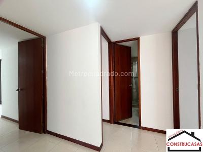 Apartamento de 3 alcobas en arriendo en El Poblado, Medellín, 120 m² · foto 15 de 20