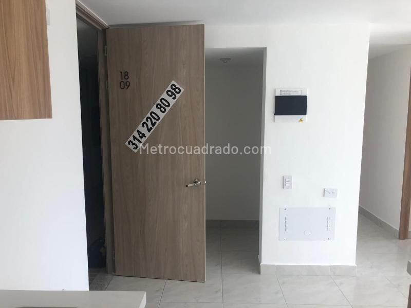 Piso – Bello, Cabañas - Más