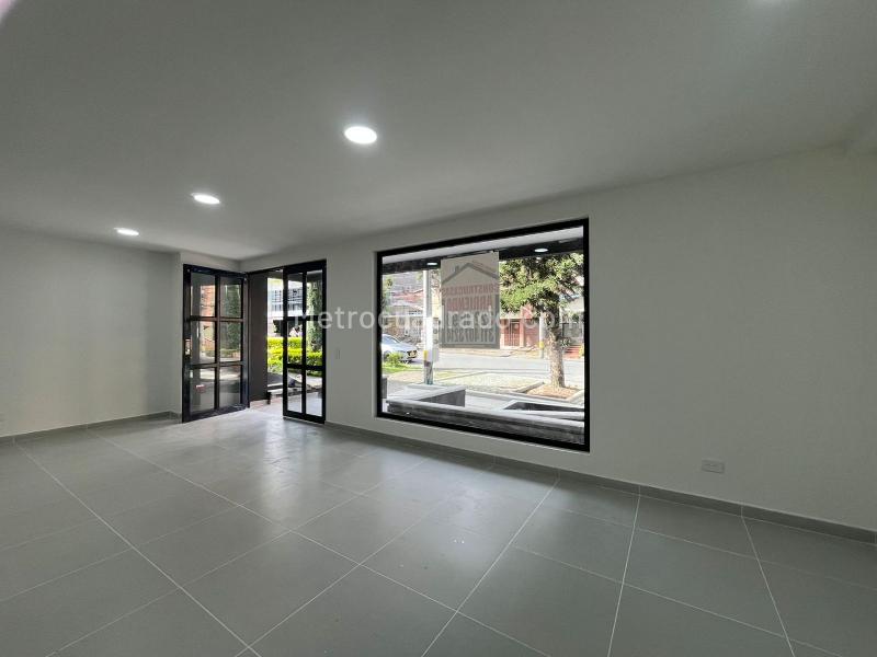 Local Comercial en Arriendo, LAURELES NOGAL, Medellín - Vista 5