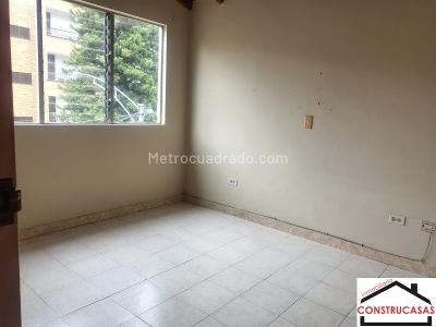Casa de 3 alcobas en venta en La Floresta, Medellín, 101 m² · foto 19 de 20