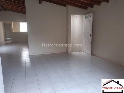 Casa de 3 alcobas en venta en La Floresta, Medellín, 101 m² · foto 7 de 20