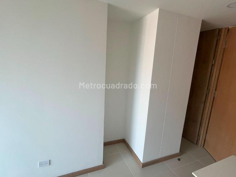 Piso – Medellín, San Germán, Robledo - Más
