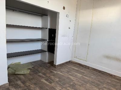 Casa de 5 alcobas en venta en Cristo Rey, Medellín, 224 m² · foto 11 de 20