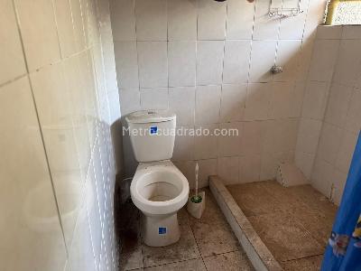 Casa de 5 alcobas en venta en Cristo Rey, Medellín, 224 m² · foto 17 de 20