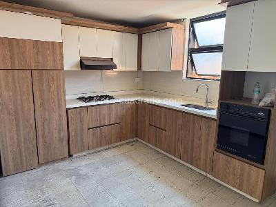 Casa de 5 alcobas en venta en Cristo Rey, Medellín, 224 m² · foto 13 de 20