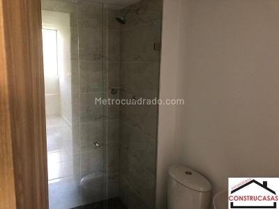 Apartamento de 2 alcobas en venta en Amazonia, Bello, 60 m² · foto 8 de 12