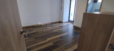 Apartamento de 3 alcobas en arriendo en El Velodromo, Medellín, 170 m² · foto 10 de 18
