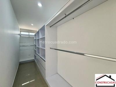 Apartamento de 3 alcobas en arriendo en San Joaquin, Medellín, 139 m² · foto 7 de 14