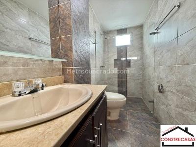 Apartamento de 3 alcobas en arriendo en San Joaquin, Medellín, 139 m² · foto 9 de 14