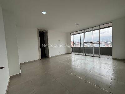 Apartamento de 3 alcobas en venta en Laureles, Medellín, 150 m² · foto 3 de 11