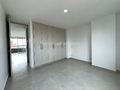 Apartamento de 3 alcobas en venta en Laureles, Medellín, 150 m² · foto 8 de 11