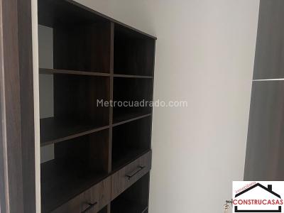 Apartamento de 2 alcobas en venta en La Castellana, Medellín, 78 m² · foto 11 de 13