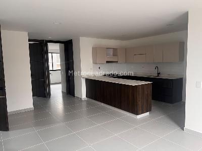 Apartamento en venta en Laureles, Medellín · foto 2 de 15