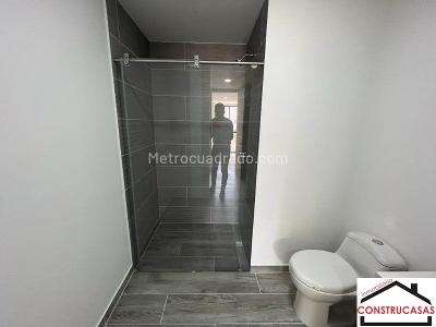 Apartamento de 3 alcobas en venta en Laureles, Medellín, 116 m² · foto 14 de 17