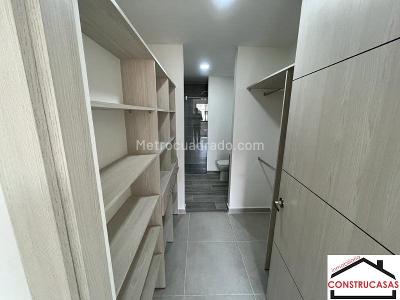 Apartamento de 3 alcobas en venta en Laureles, Medellín, 116 m² · foto 12 de 17