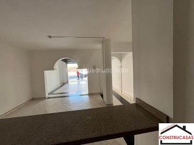 Casa de 3 alcobas en arriendo en Calasanz, Medellín, 160 m² · foto 2 de 18