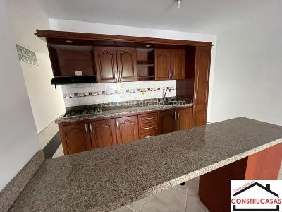 Casa de 3 alcobas en arriendo en Calasanz, Medellín, 160 m² · foto 4 de 18