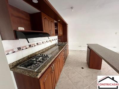 Casa de 3 alcobas en arriendo en Calasanz, Medellín, 160 m² · foto 5 de 18