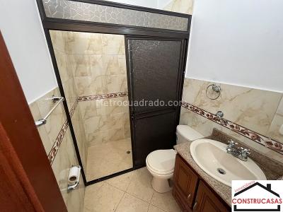 Casa de 3 alcobas en arriendo en Calasanz, Medellín, 160 m² · foto 9 de 18