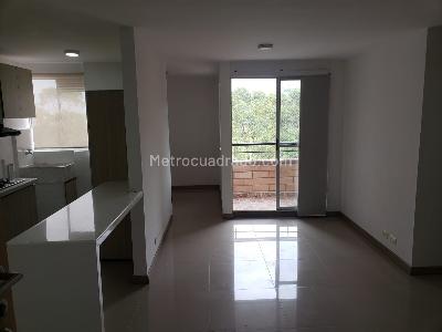 Apartamento de 3 alcobas en arriendo en Niquia, Medellín, 72 m² · foto 9 de 19