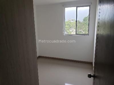 Apartamento de 3 alcobas en arriendo en Niquia, Medellín, 72 m² · foto 12 de 19