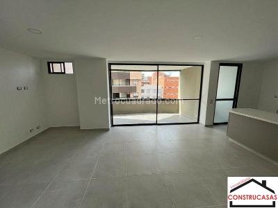 Apartamento de 2 alcobas en venta en La Castellana, Medellín, 86 m² · foto 3 de 10
