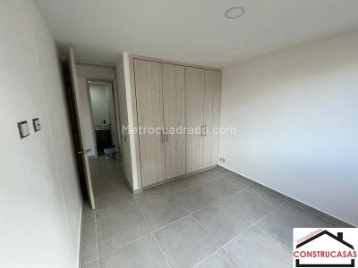 Apartamento de 2 alcobas en venta en La Castellana, Medellín, 86 m² · foto 5 de 10