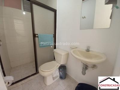 Apartaestudio en arriendo en Santa Lucia, Medellín, 40 m² · foto 8 de 9