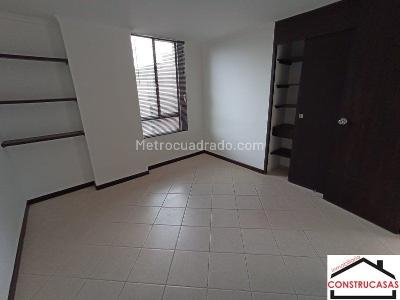 Apartamento de 2 alcobas en venta en Calasanz Parte Alta, Medellín, 60 m² · foto 9 de 14