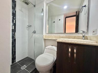 Apartamento de 3 alcobas en arriendo en Belen Loma De Los Bernal, Medellín, 75 m² · foto 14 de 16