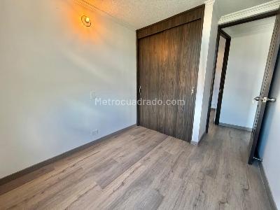 Apartamento de 3 alcobas en arriendo en Belen Loma De Los Bernal, Medellín, 75 m² · foto 6 de 16