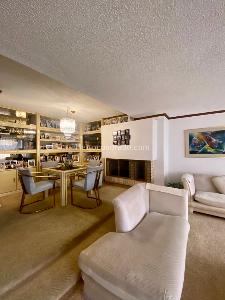 Apartamento de 3 alcobas en venta en Chico, Bogotá, 245 m² · foto 3 de 9